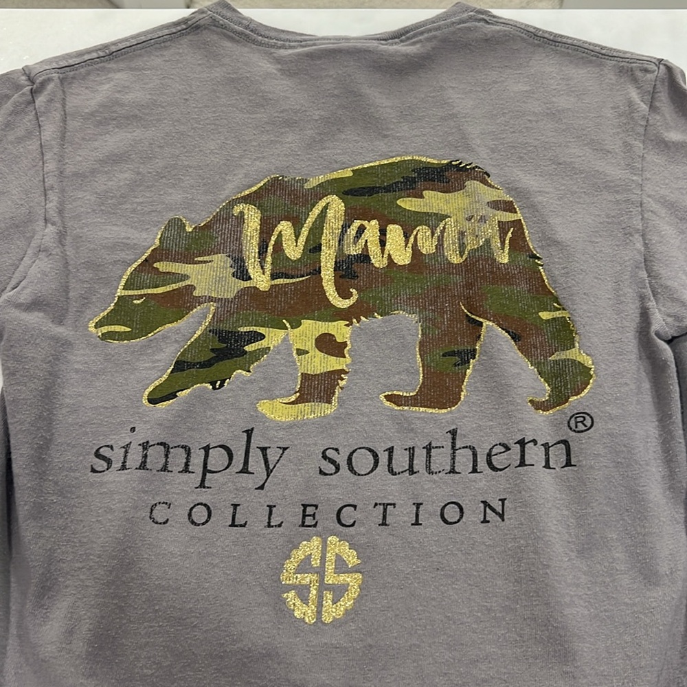 Simply Southern Gray Mama Bear Tshirt Small View 2